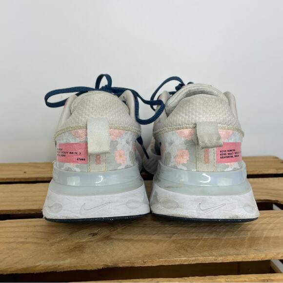 Nike React Infinity Run FK 3 running sneaker size 8.5 floral print - Picture 7 of 9